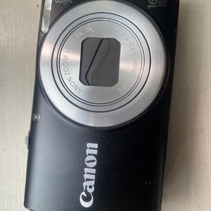 Digital camera